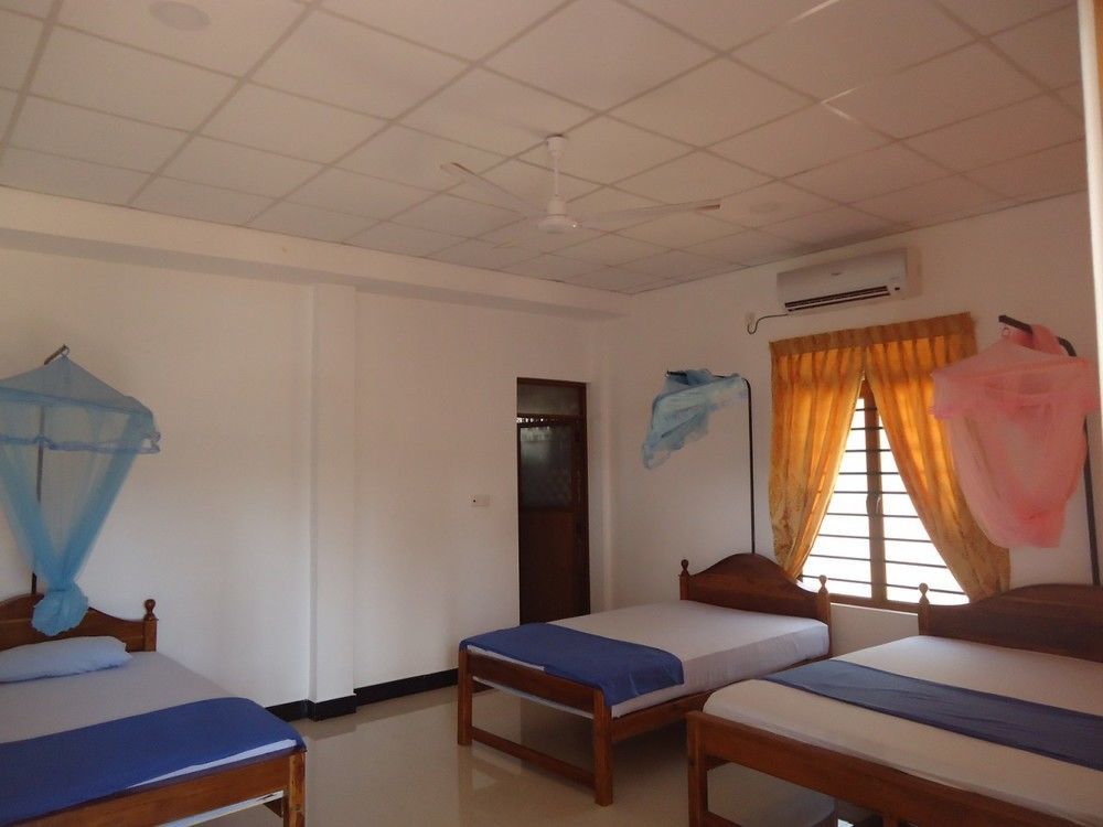 French Garden Resort Uppuveli Exterior photo