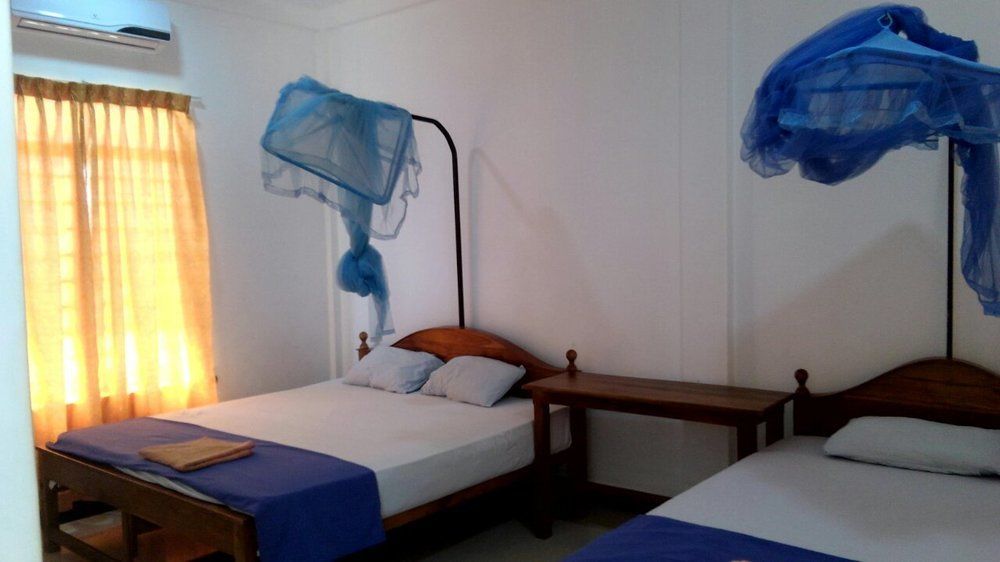 French Garden Resort Uppuveli Exterior photo