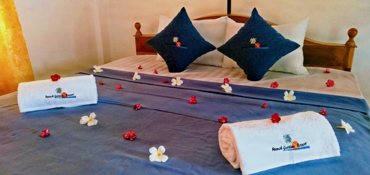 French Garden Resort Uppuveli Exterior photo